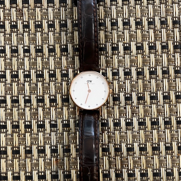 Daniel Wellington Rose Gold Watch with Dark Brown Strap - Picture 1 of 2